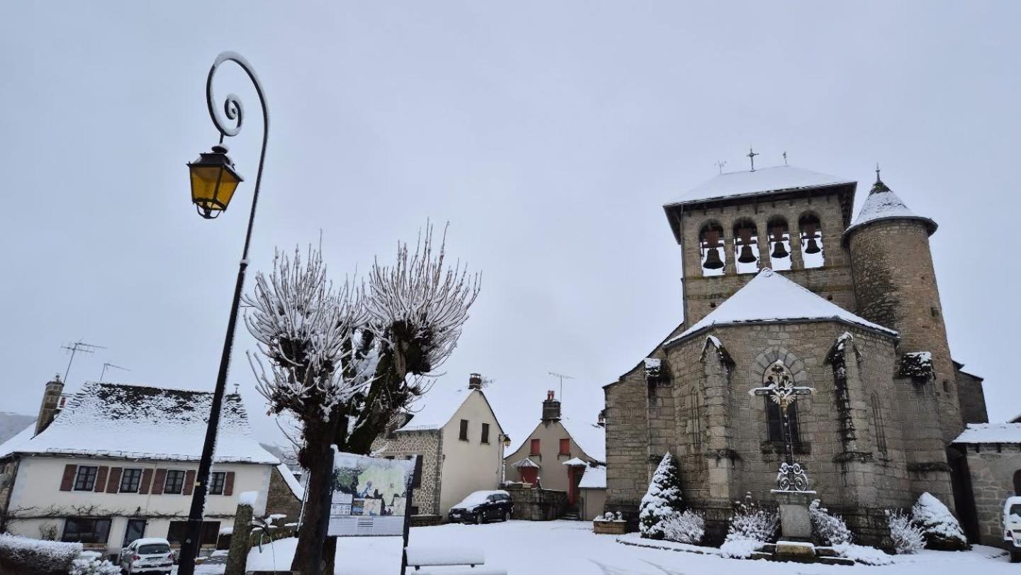 Maison La Vie De L'Aubrac - Gite Lo Bel Peis Saint-Symphorien-de-Thenieres Buitenkant foto