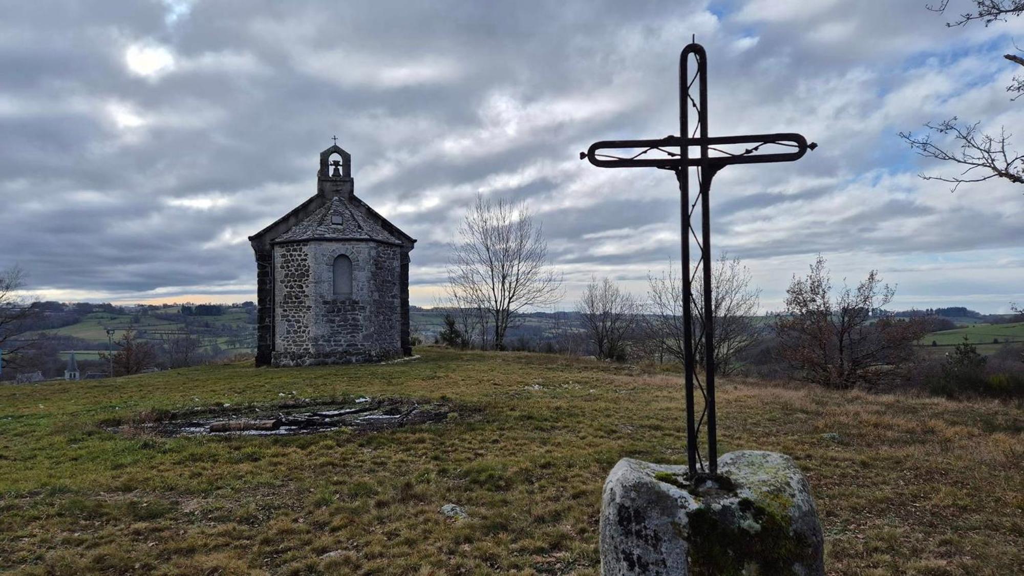 Maison La Vie De L'Aubrac - Gite Lo Bel Peis Saint-Symphorien-de-Thenieres Buitenkant foto